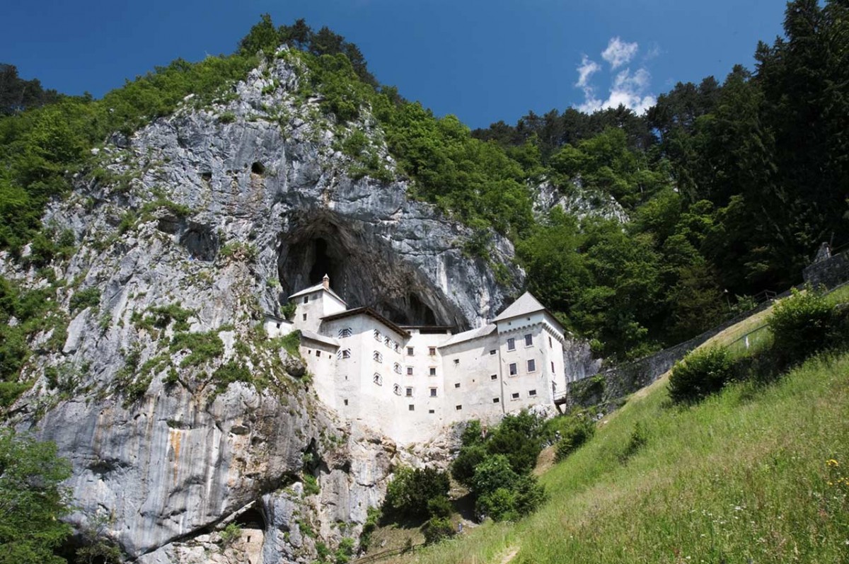 Predjama Castle